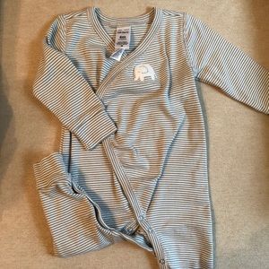 Gray/white strip elephant